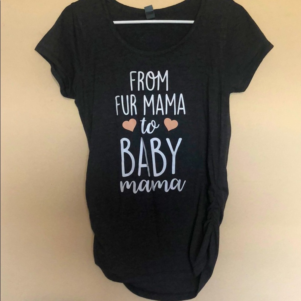 Maternity graphic tee